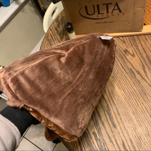 POOP HAT! - Picture 3 of 4